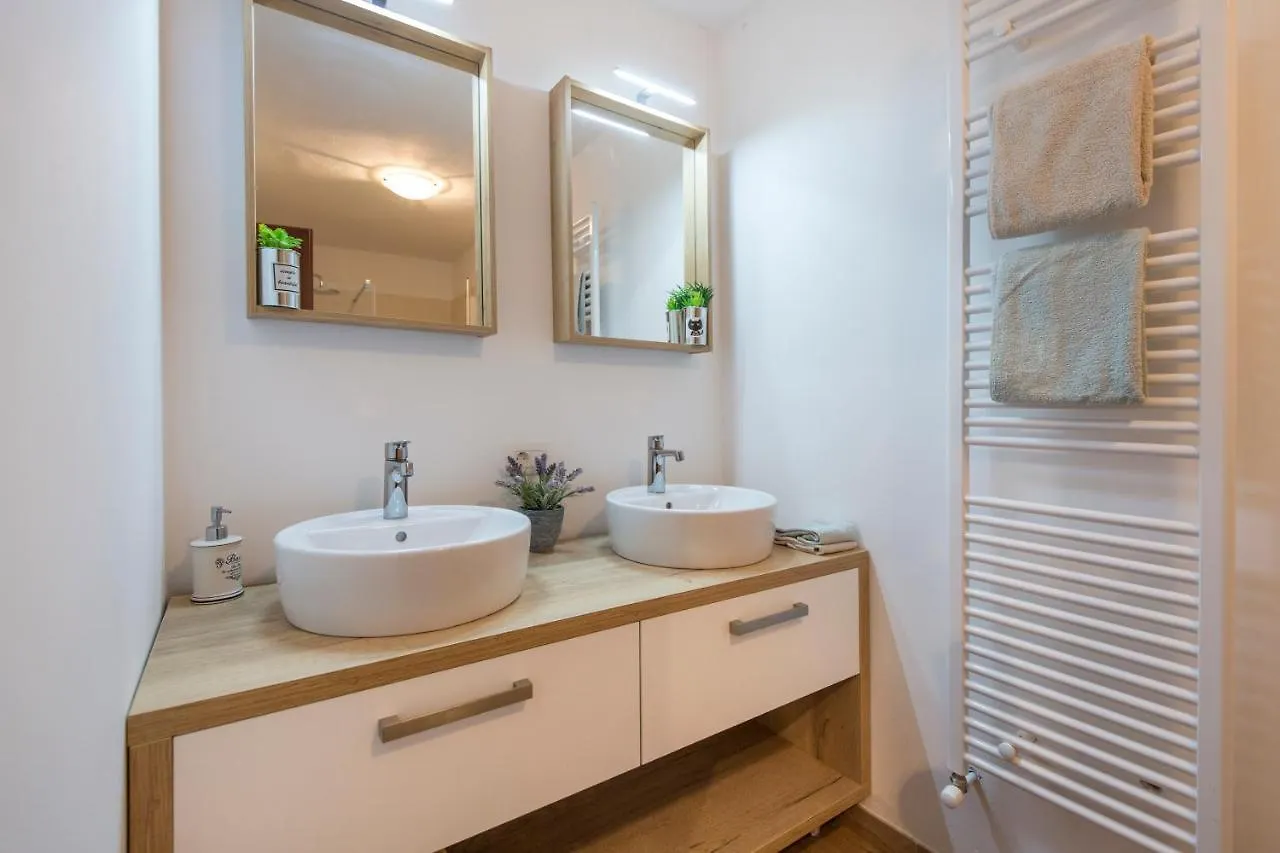 Апартаменты Apartman Alberti Labin