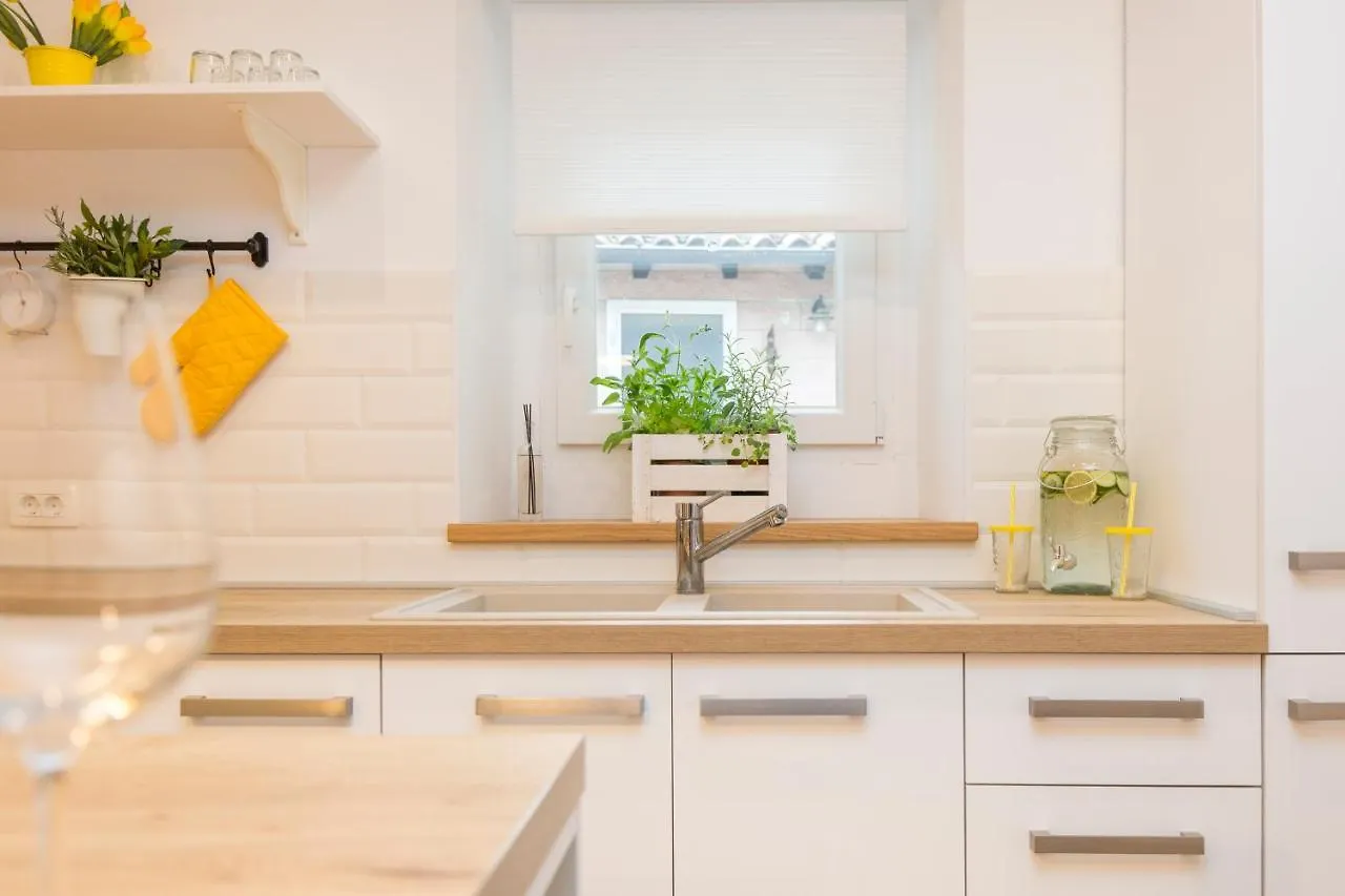 Апартаменты Apartman Alberti Labin